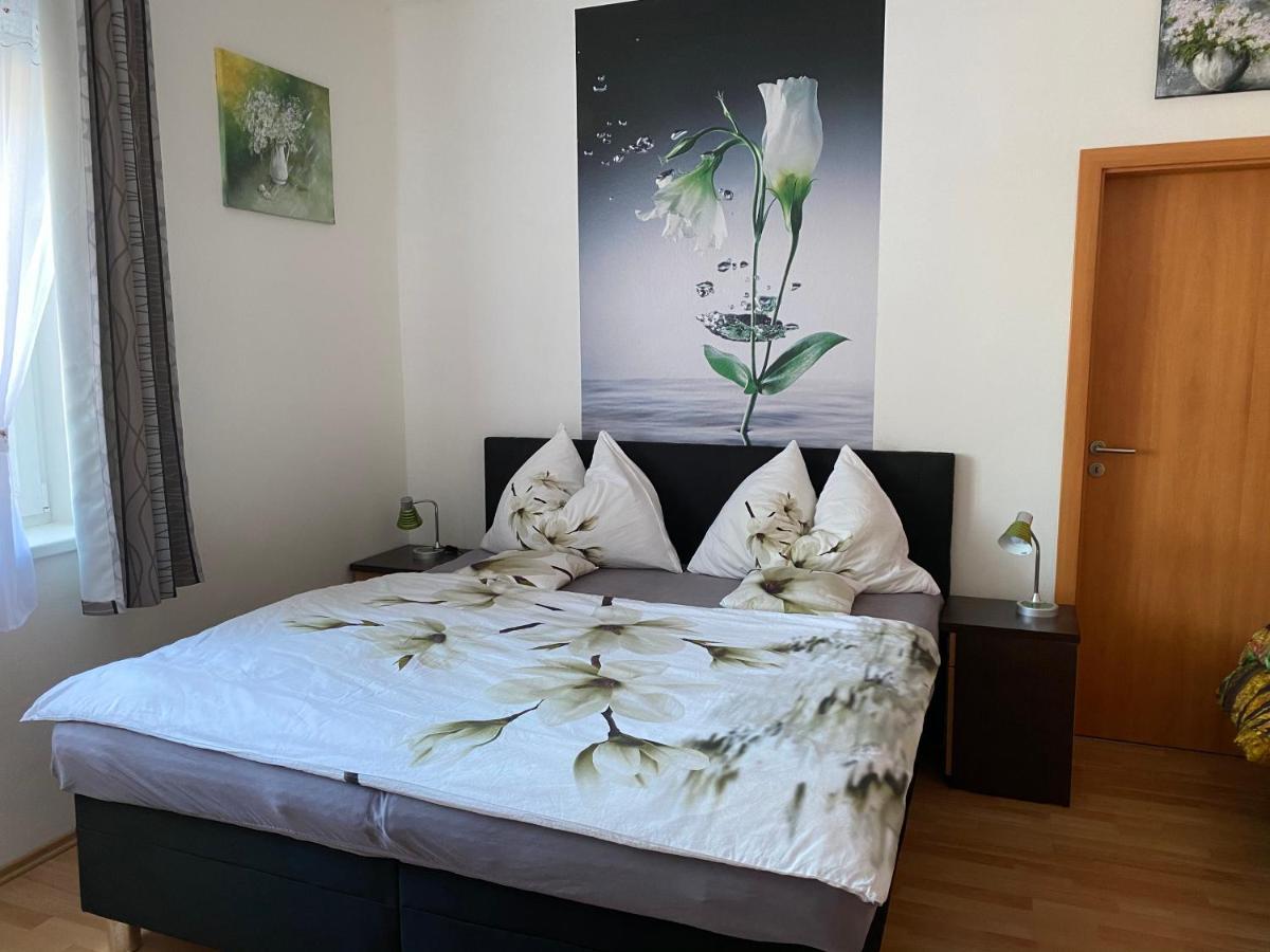 Apartman c.8 Magnolie Třeboň Esterno foto