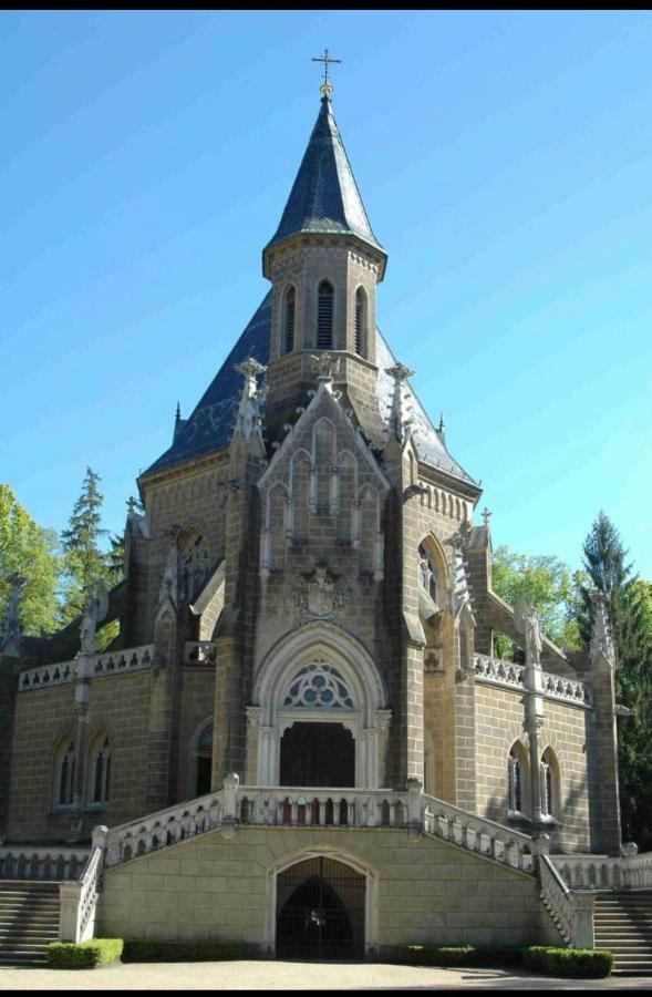 Apartman c.8 Magnolie Třeboň Esterno foto